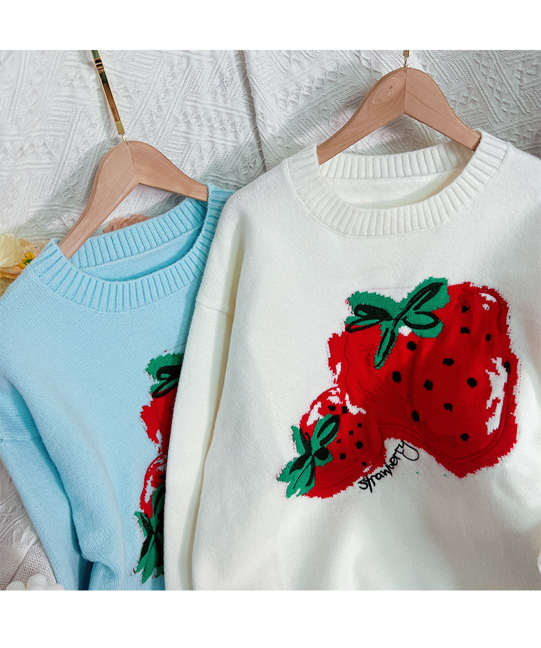 Women's knitted sweater lightweight and stylish