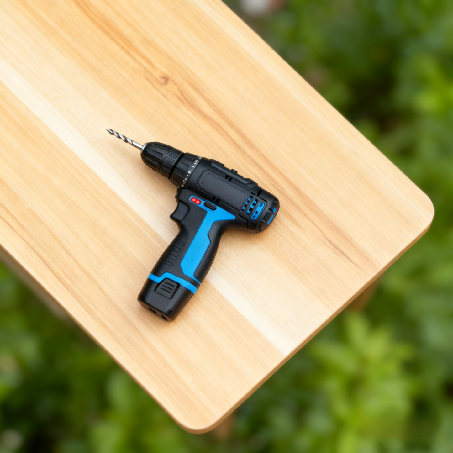 Wiederaufladbarer elektrischer Schraubendreher