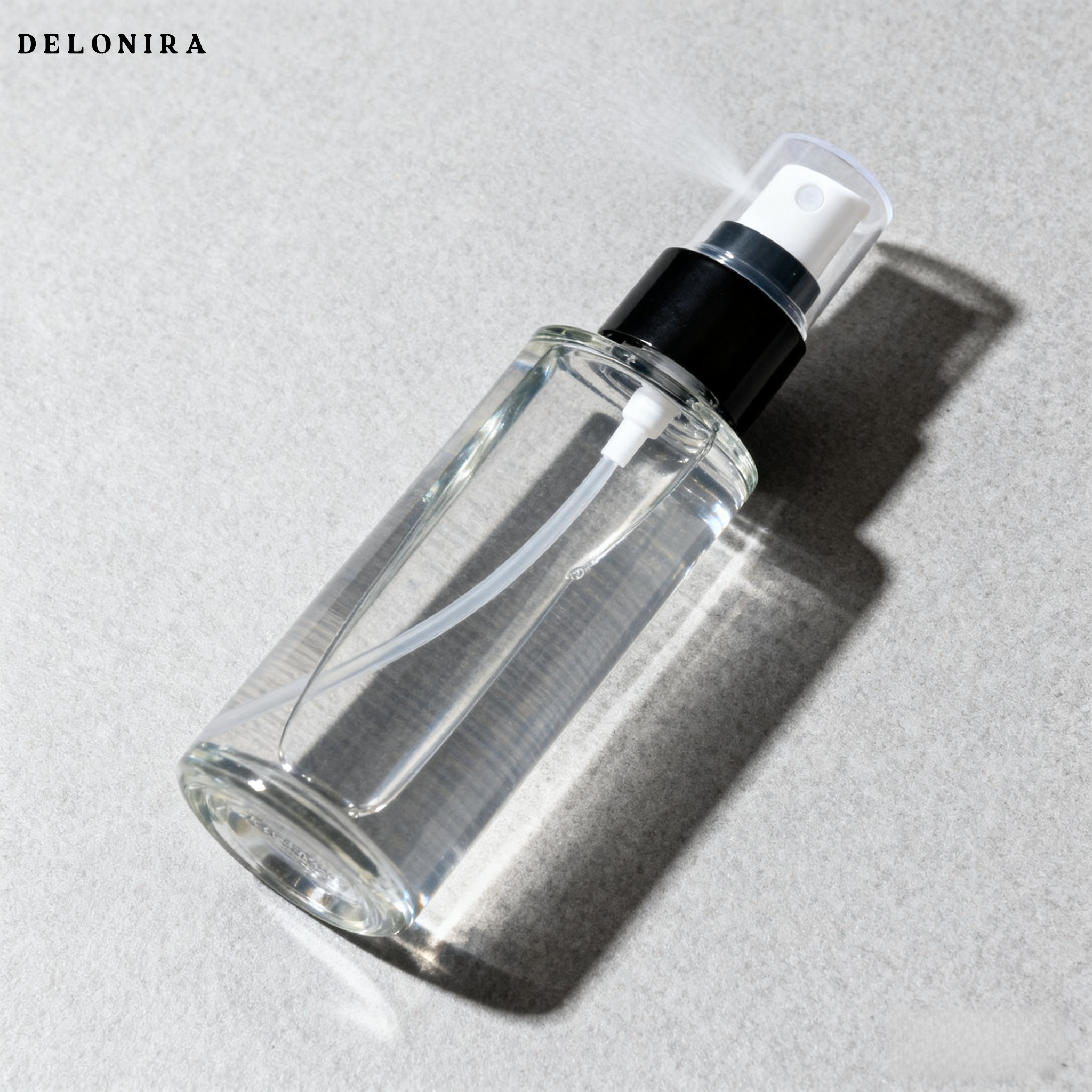 Delonira   langanhaltendes, ölregulierendes und feuchtigkeitsspendendes Make-up-Fixierspray