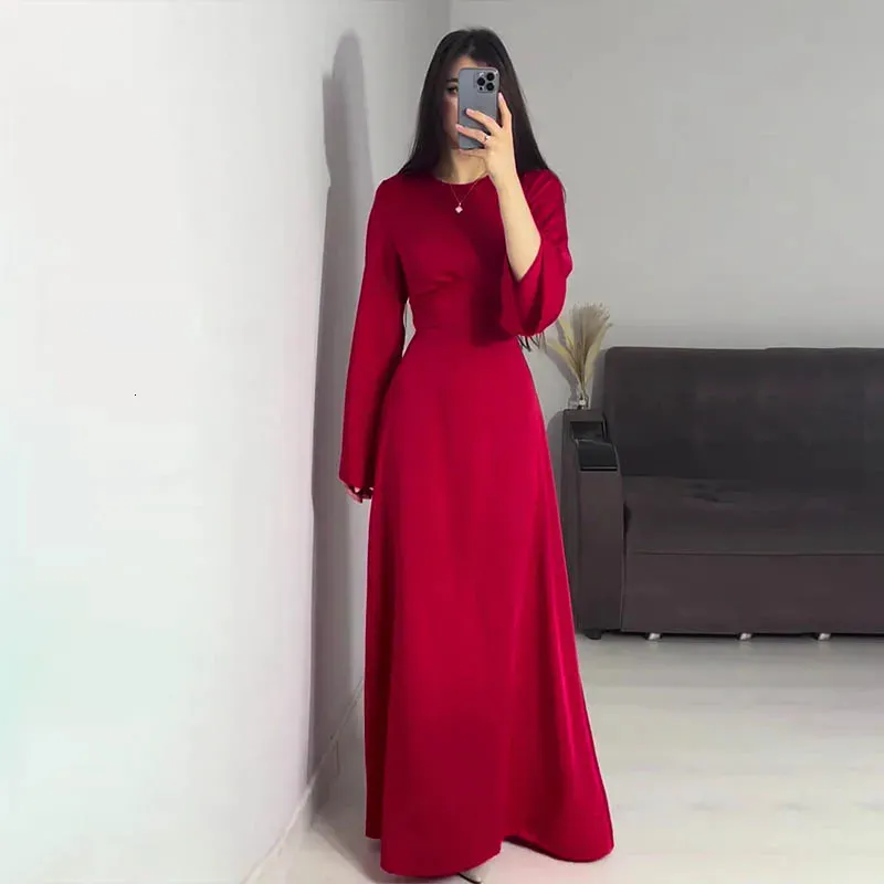 Round Neck Long Sleeve Satin Back Lace Up Maxi Dress