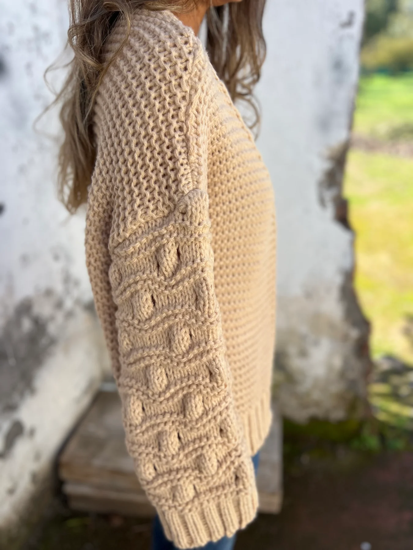 2026 New Fashion Knit Solid Color V-neck Long-sleeved Cardigan