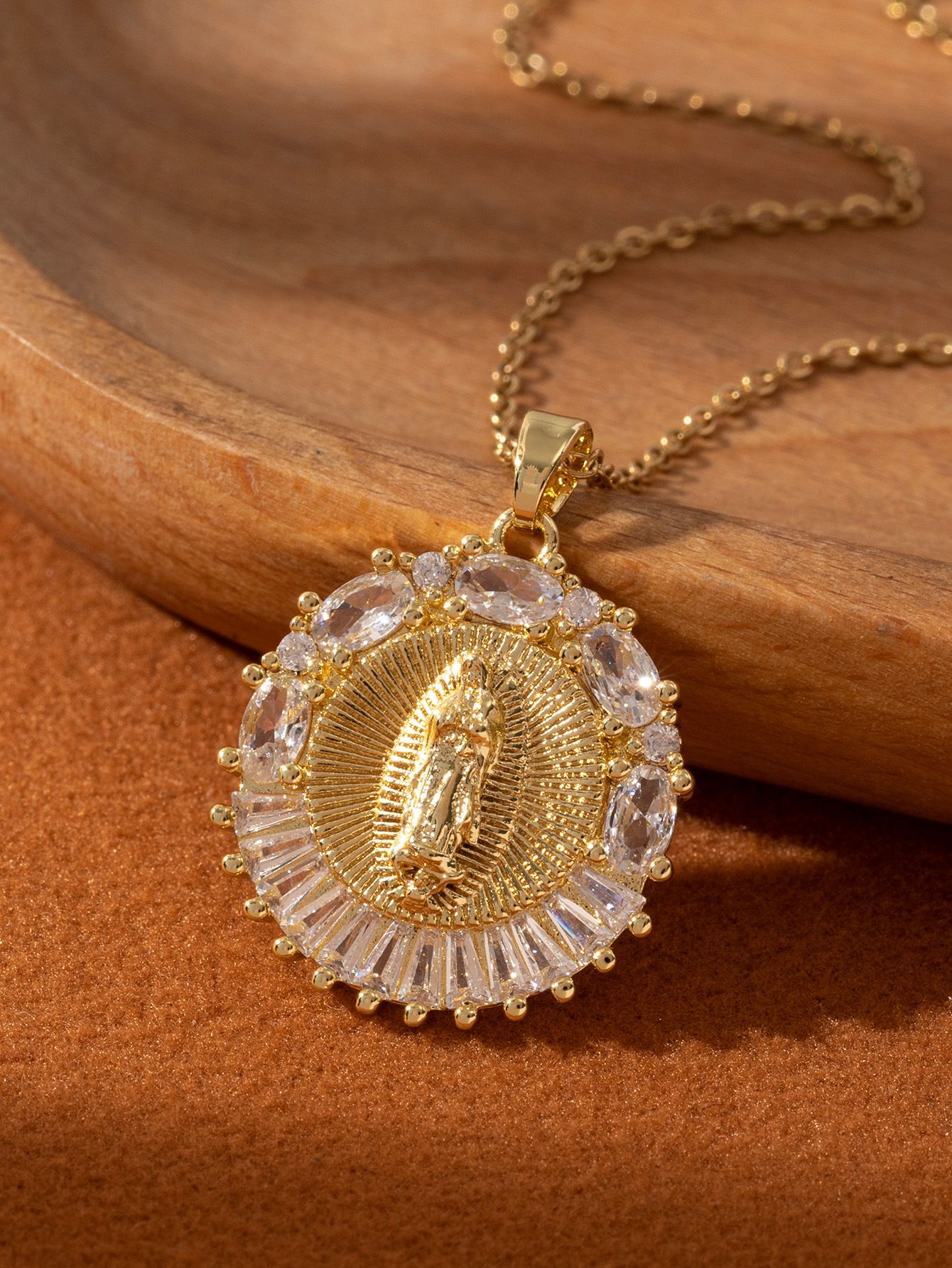 Artistic and retro Virgin Mary necklace