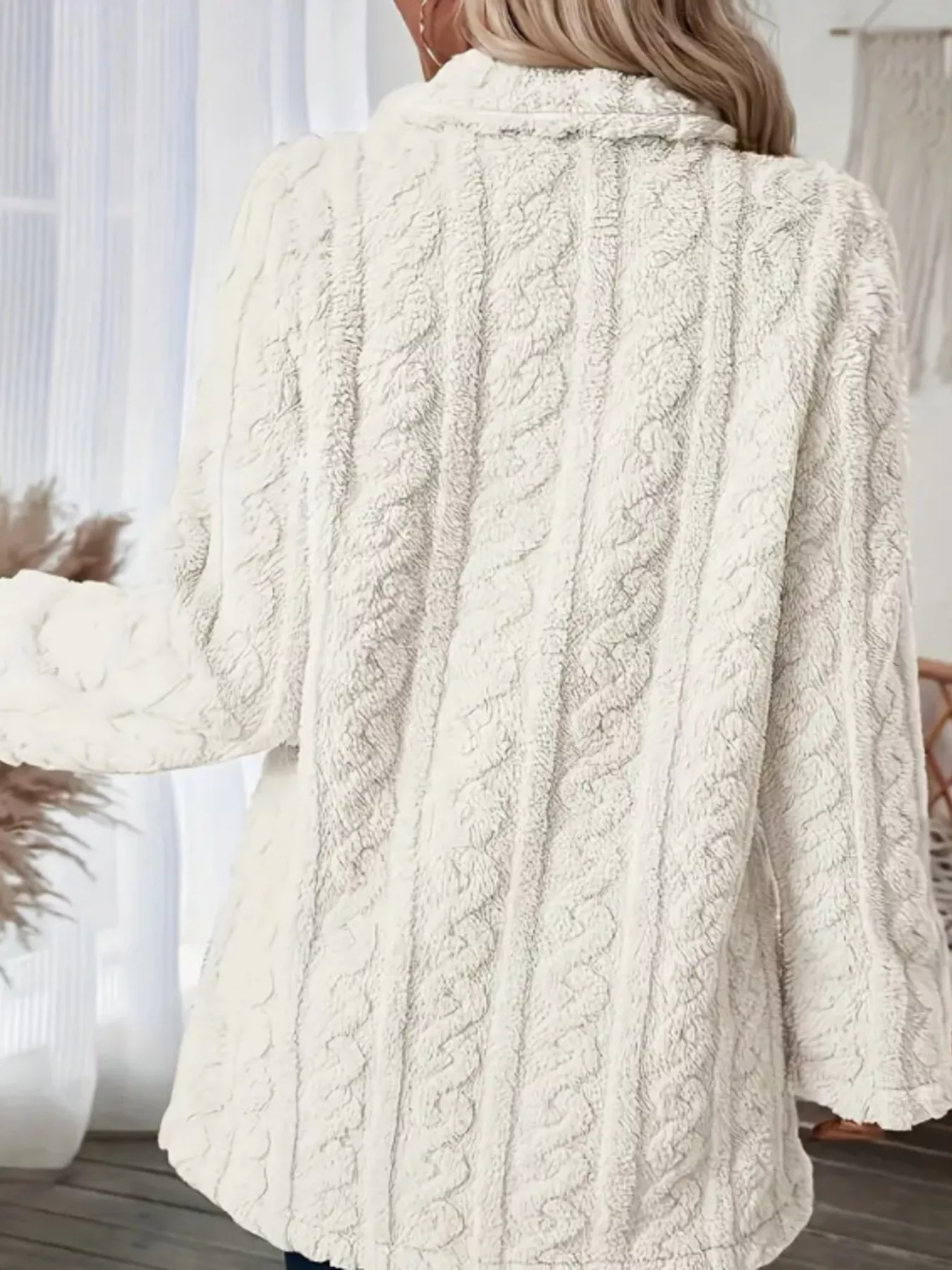 2026 Autumn and Winter New Style Plush Warm Double-Breasted Button Wool Coat