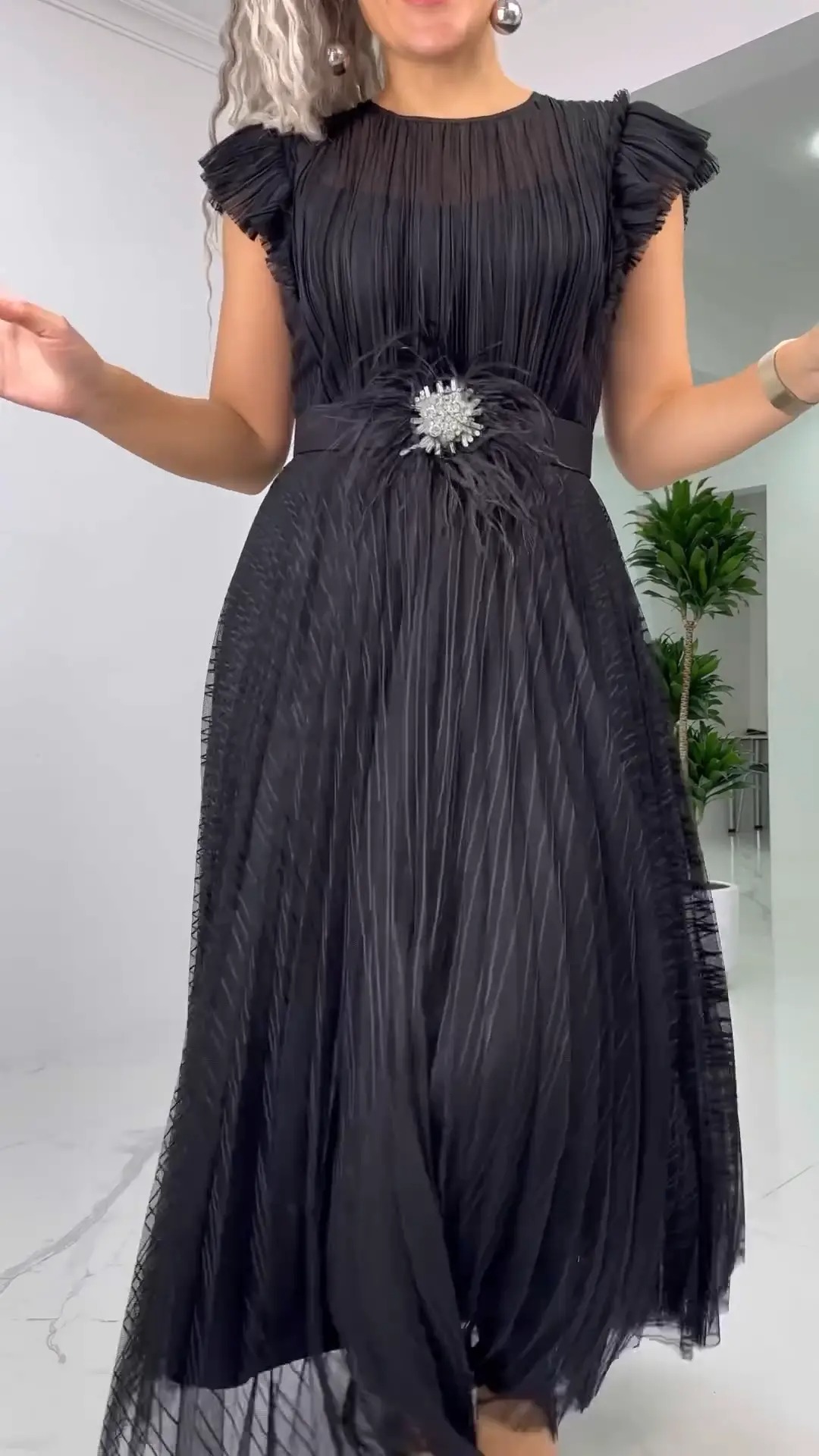 [S-5XL]2025 European and American new simple solid color lace dress