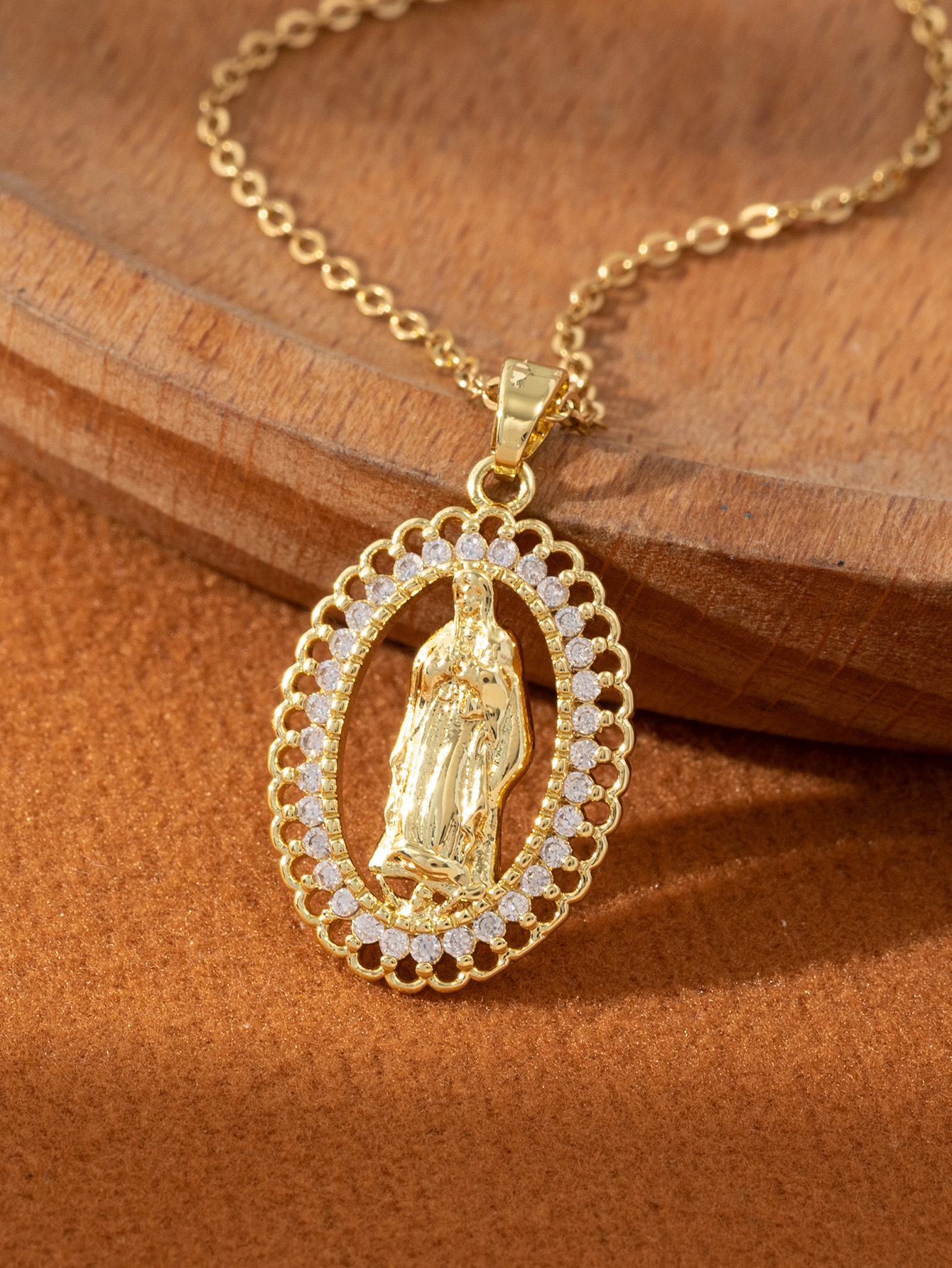 Artistic and retro Virgin Mary necklace