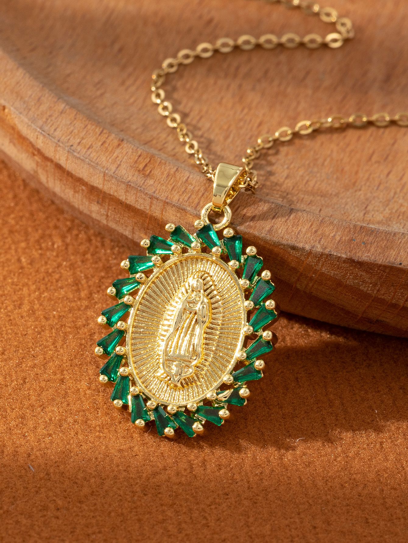 Artistic and retro Virgin Mary necklace