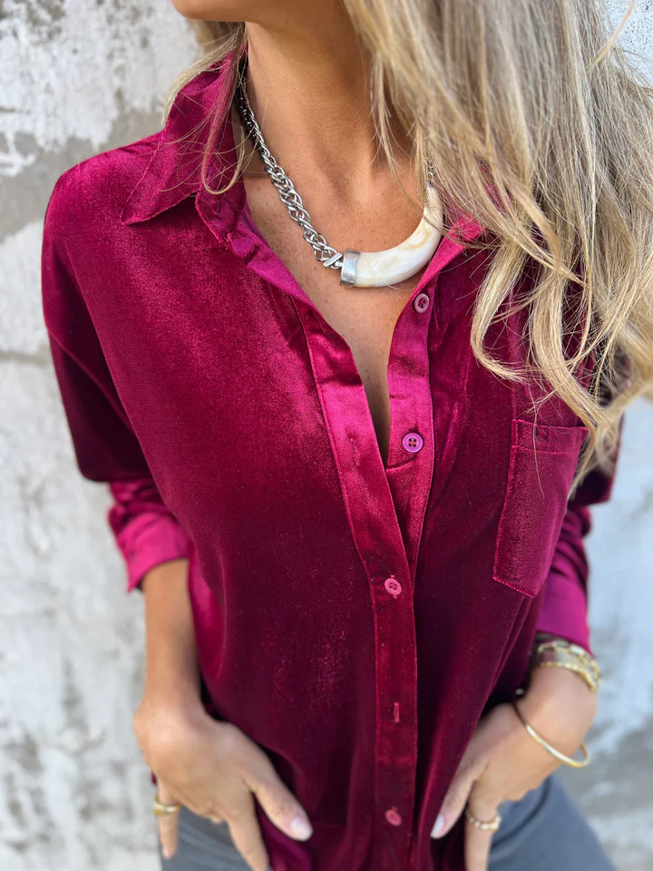 CLEARANCE SALE🔥Velvet Vixen Blouse
