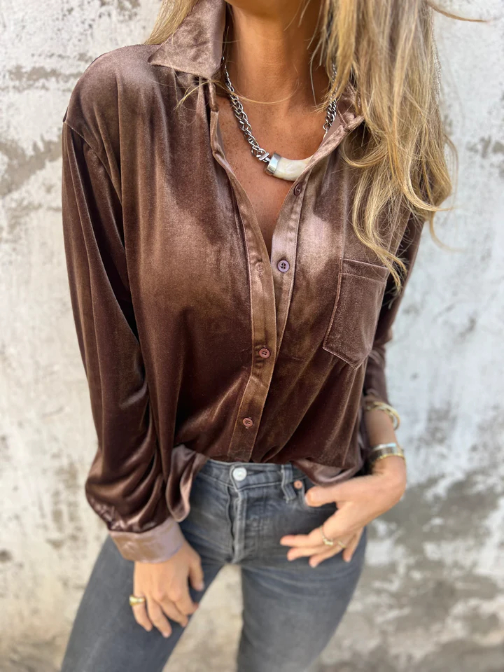 CLEARANCE SALE🔥Velvet Vixen Blouse