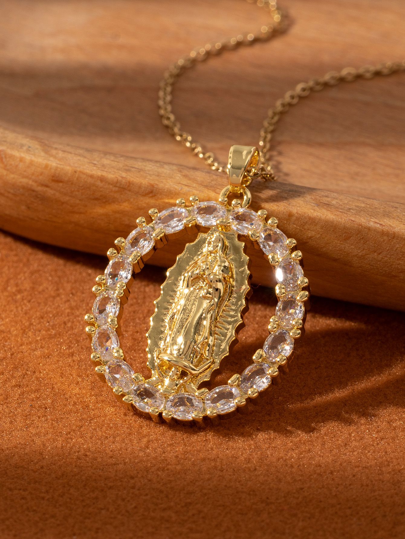 Artistic and retro Virgin Mary necklace