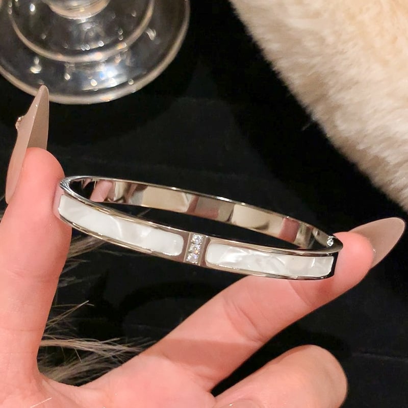 5-Piece Elegant Stainless Steel Bracelet Set,  Fashionable Classic Design & Fade-Resistant