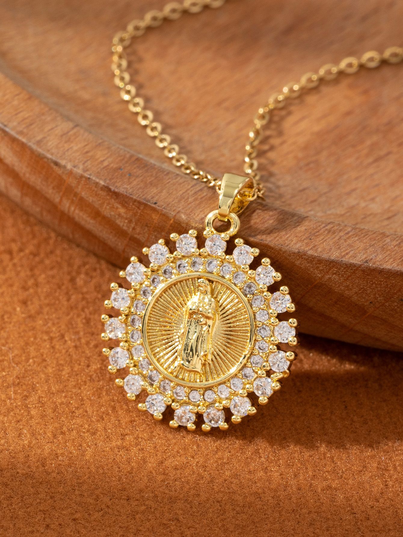 Artistic and retro Virgin Mary necklace