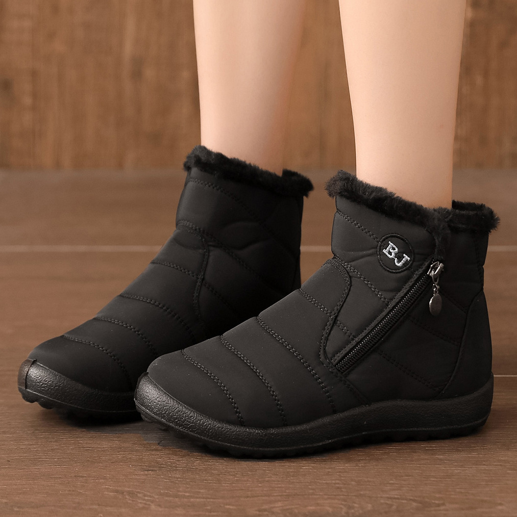 Winter warm mid-calf snow boots with side zipper, widened and waterproof.