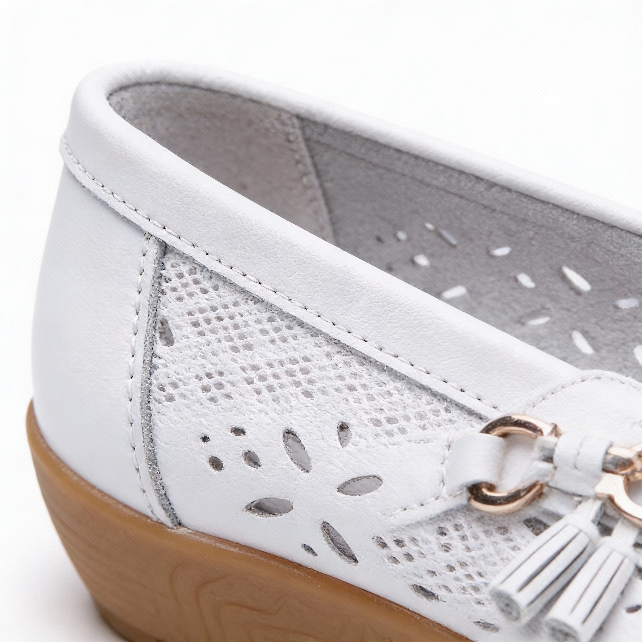 Close-up of flexible and supportive shoe sole