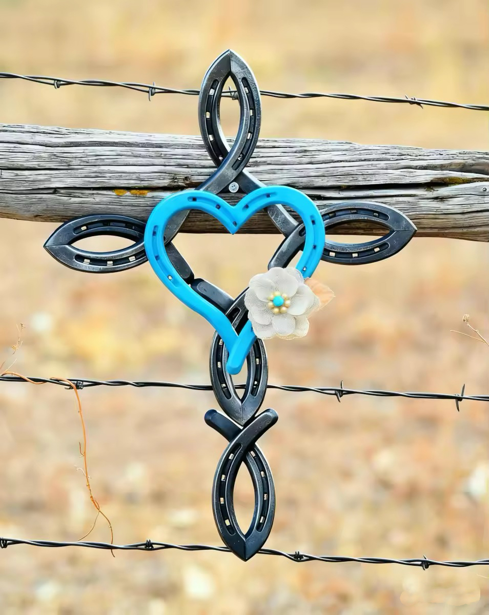 ❤️Natural Horseshoe Cross With Heart