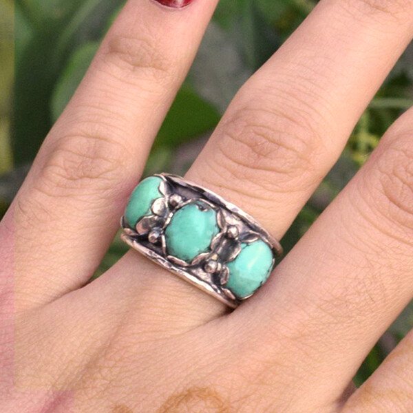 925 Sterling silver Three Stone Turquoise Ring