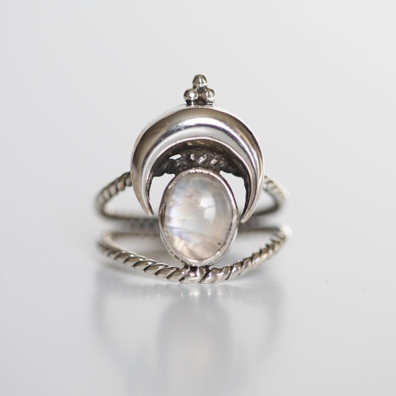 925 Oval Rainbow Moonstone Moon Phase Ring