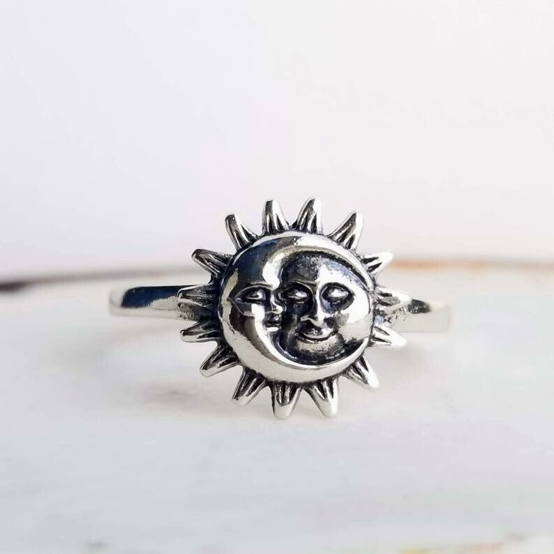 Vintage Ladies Sun Moon 925 Silver Ring