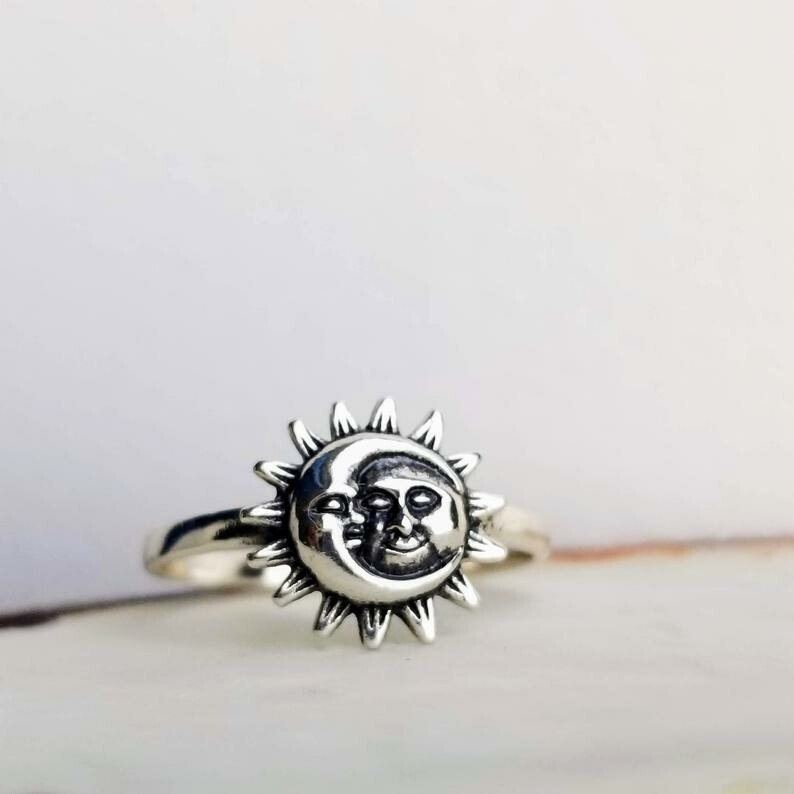 Vintage Ladies Sun Moon 925 Silver Ring