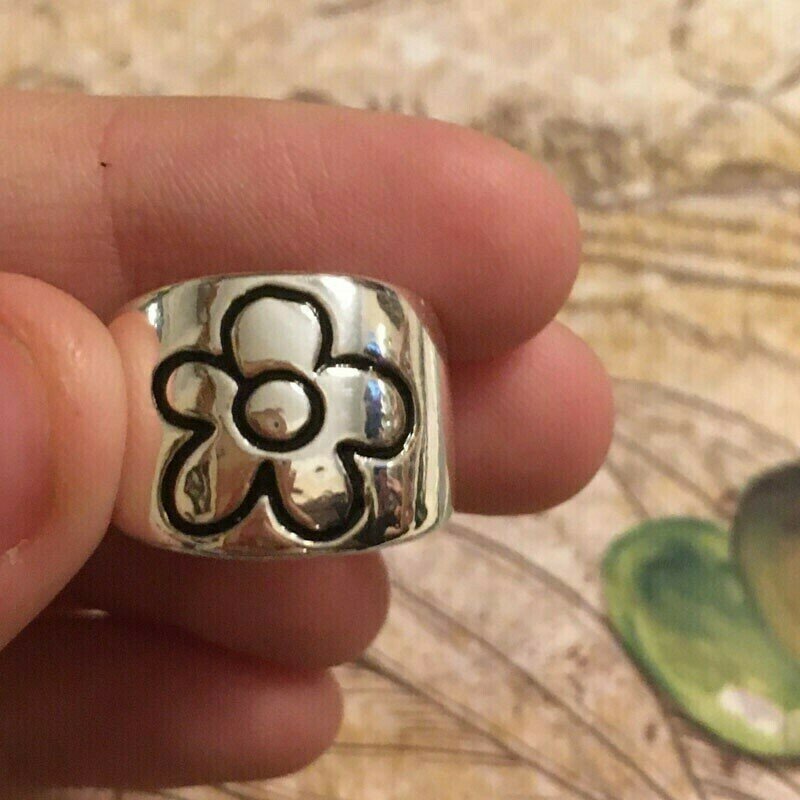 Cute Flower Rings for Women