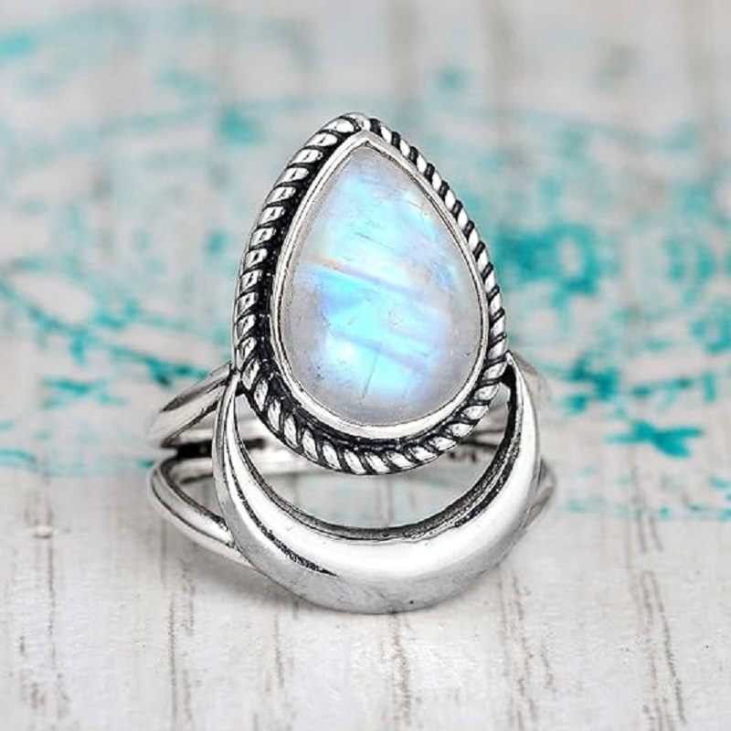 Mysterious Dragon Eye Gemstone Ring