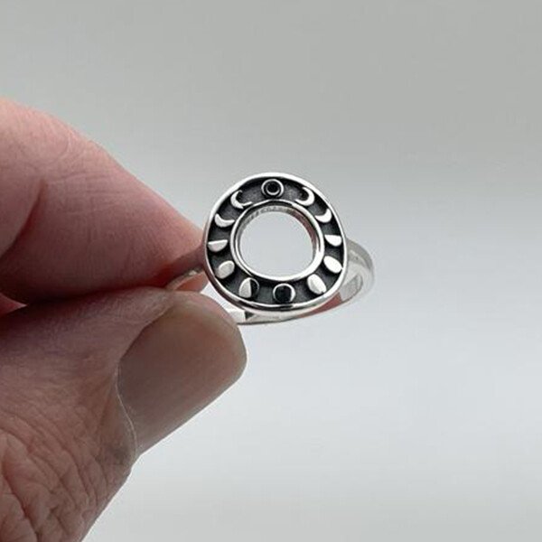 Vintage Silver Moon Phase Ring