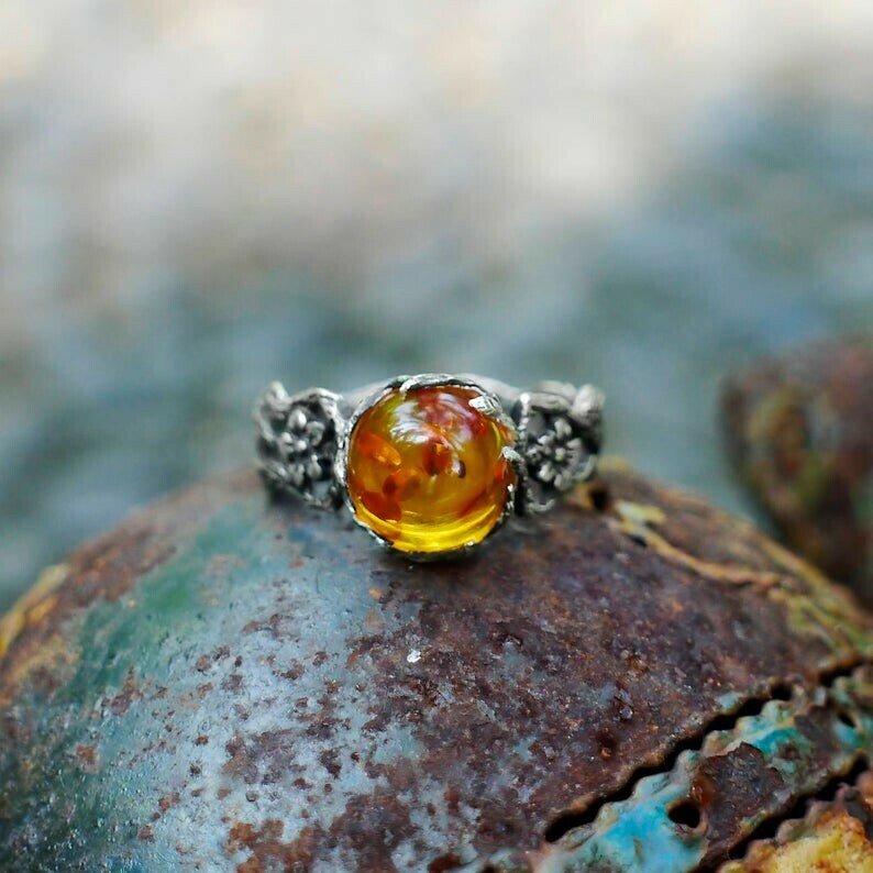 Women's Amber Flower Ring