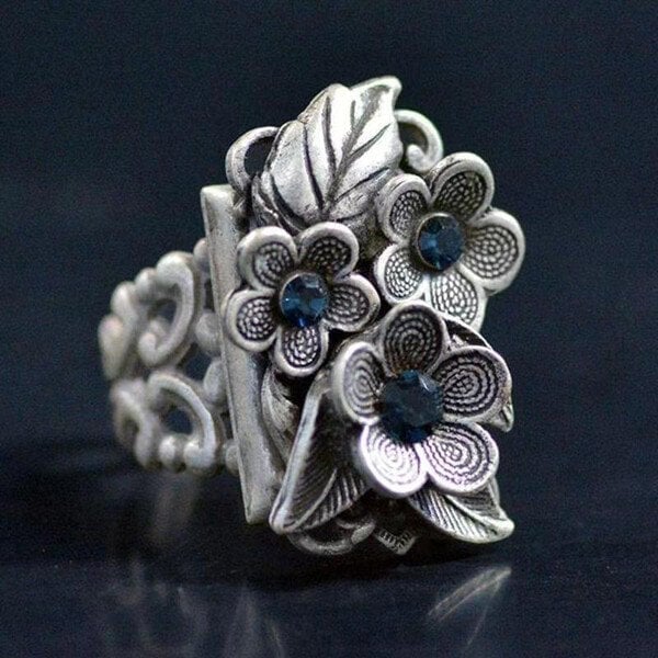925 Floral Sapphire Ring