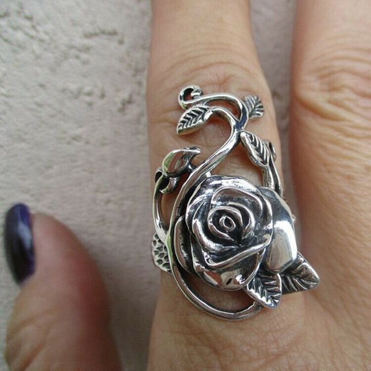 Vintage Black Rose Ring