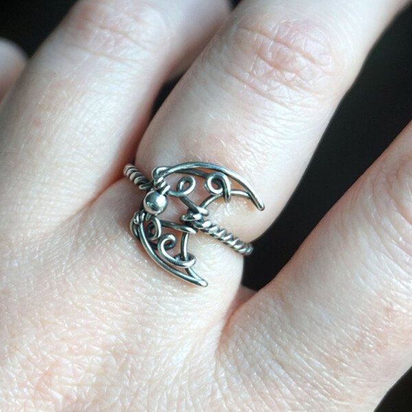 Vintage Moon Hollow Ring