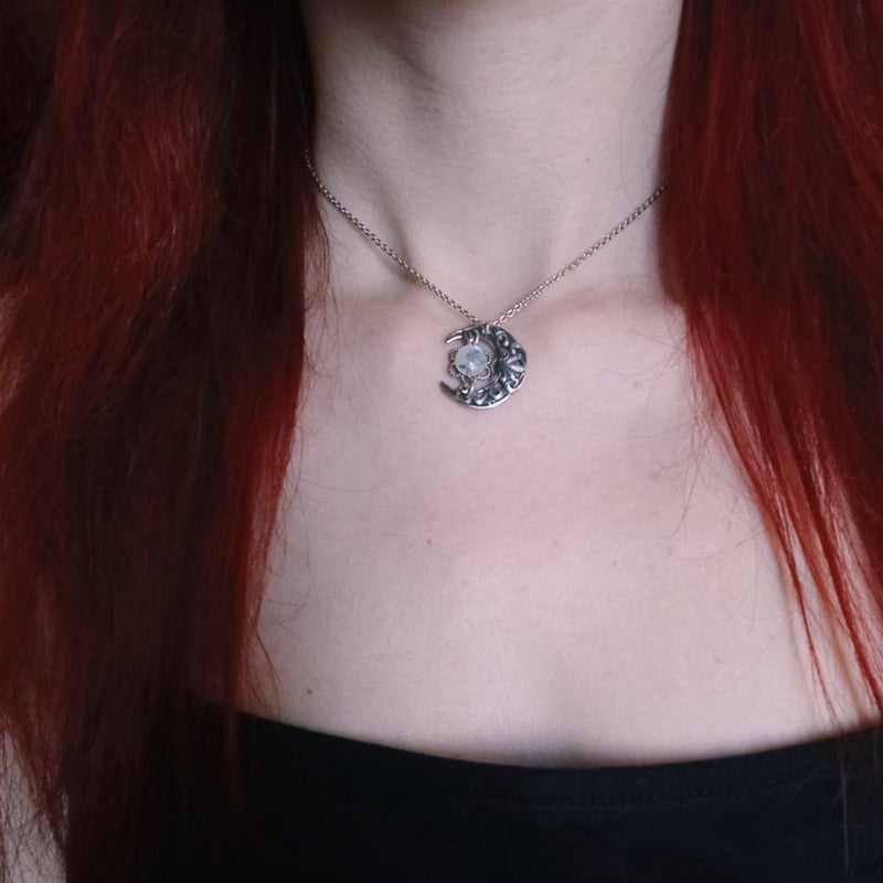 925 Bending Moon Moonlight Gemstone Necklace