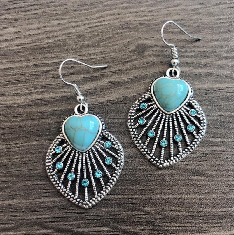 925  Heartshaped Turquoise Firework Earrings