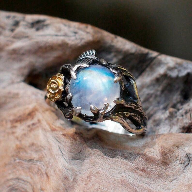 925 🌙Rainbow Moonstone Flower Ring🌹