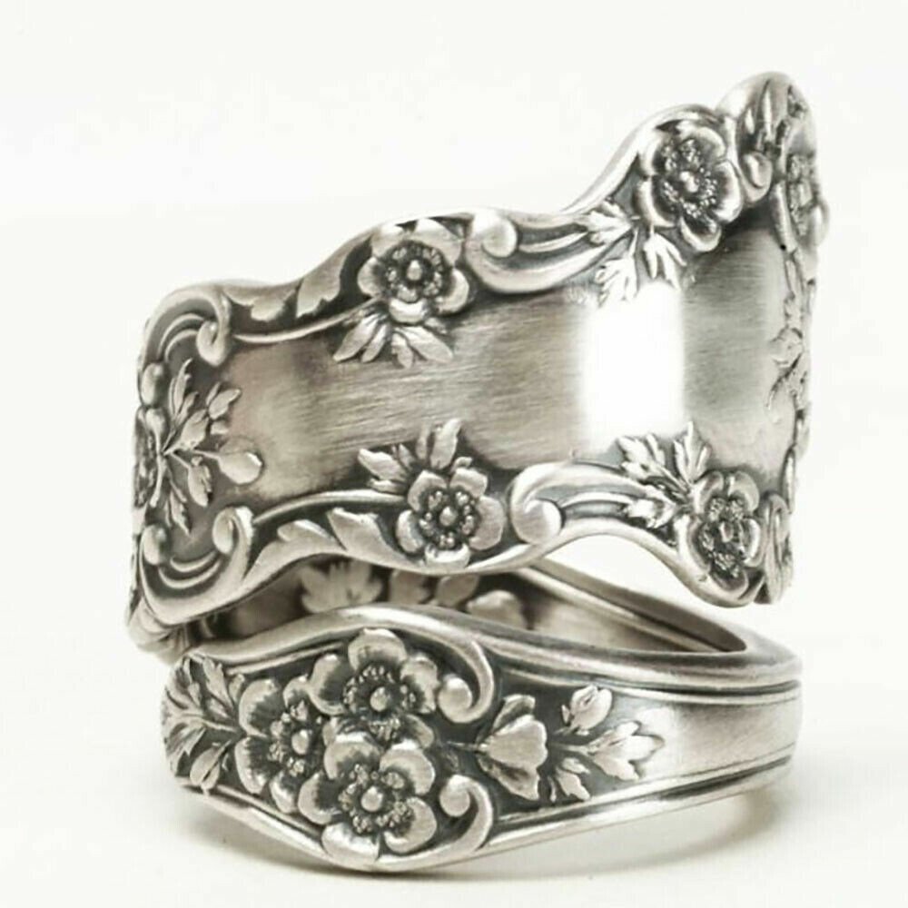 Vintage Silver Engraved Pattern Ring