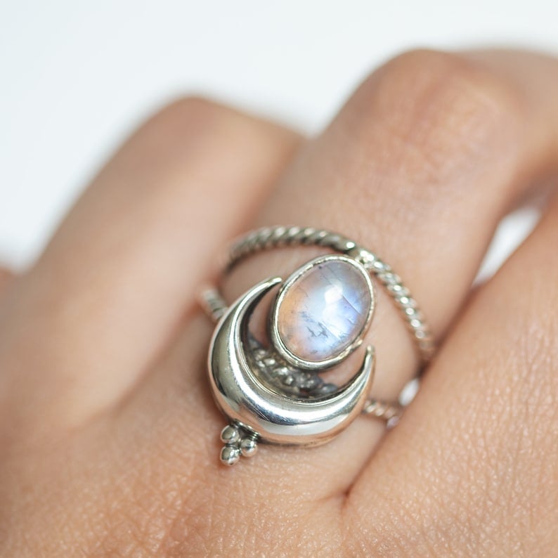 925 Oval Rainbow Moonstone Moon Phase Ring