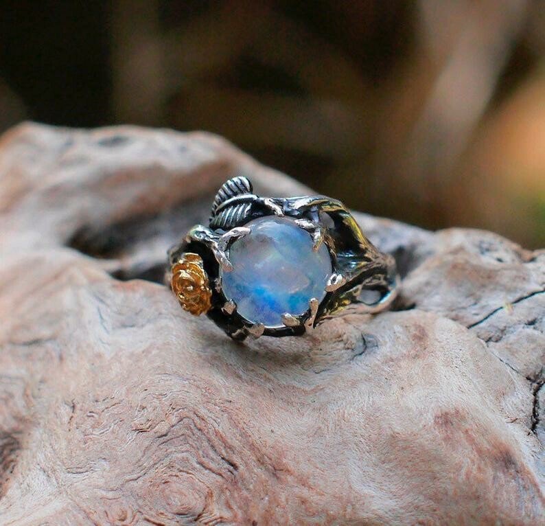 925 🌙Rainbow Moonstone Flower Ring🌹