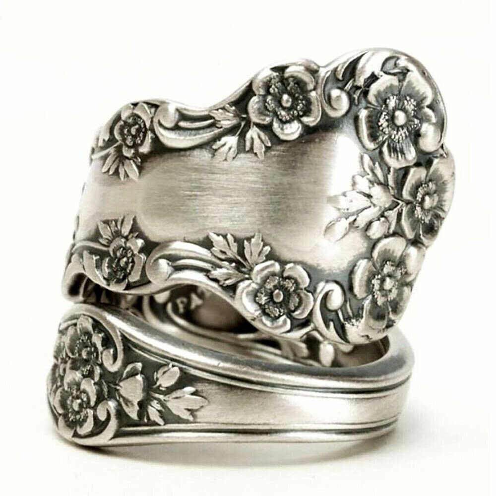 Vintage Silver Engraved Pattern Ring