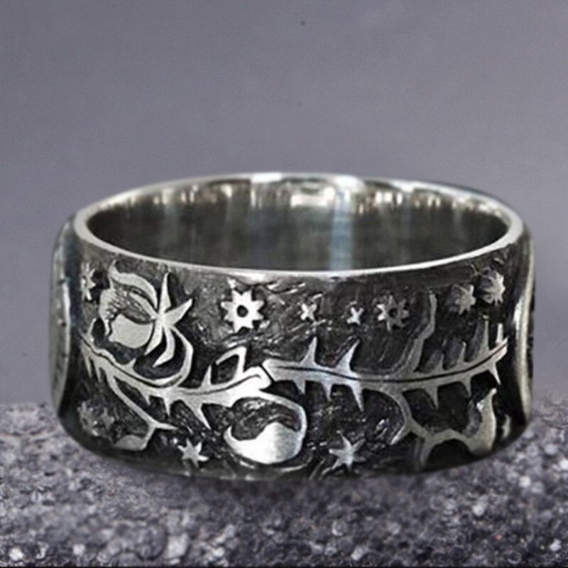 Engraved Sun & Moon Ring