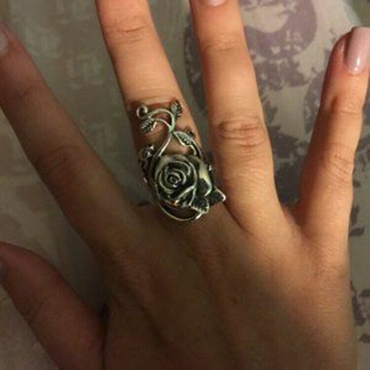 Vintage Black Rose Ring