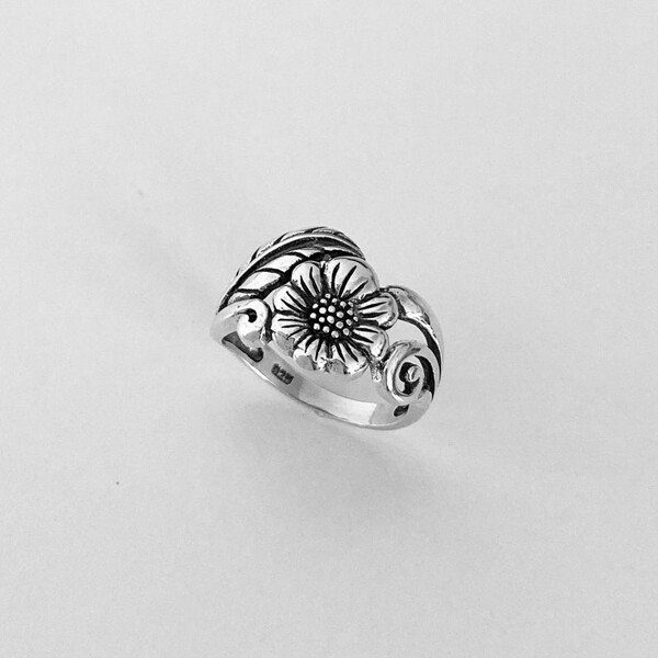 Vintage Silver Sunflower Ring