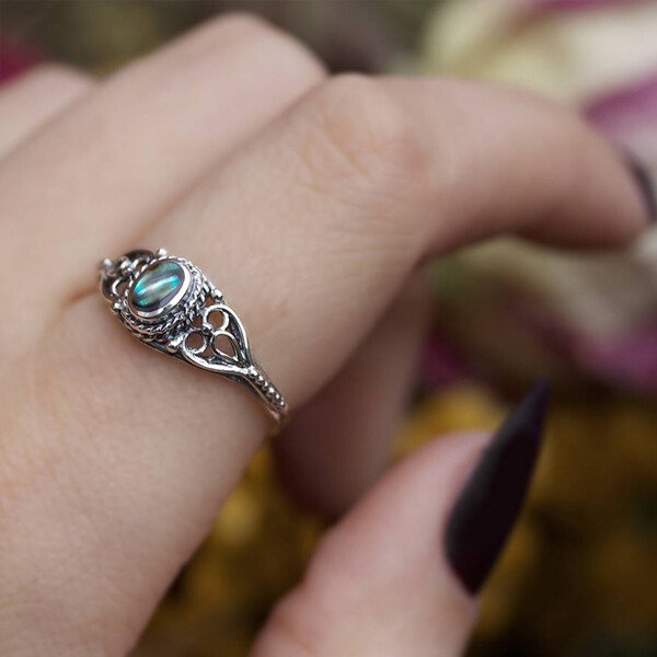 Sterling Silver Rainbow Shell Filigree Design Ring