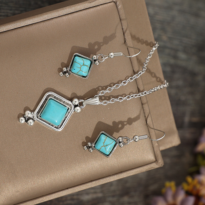 Bohemian diamond turquoise necklace and earrings set