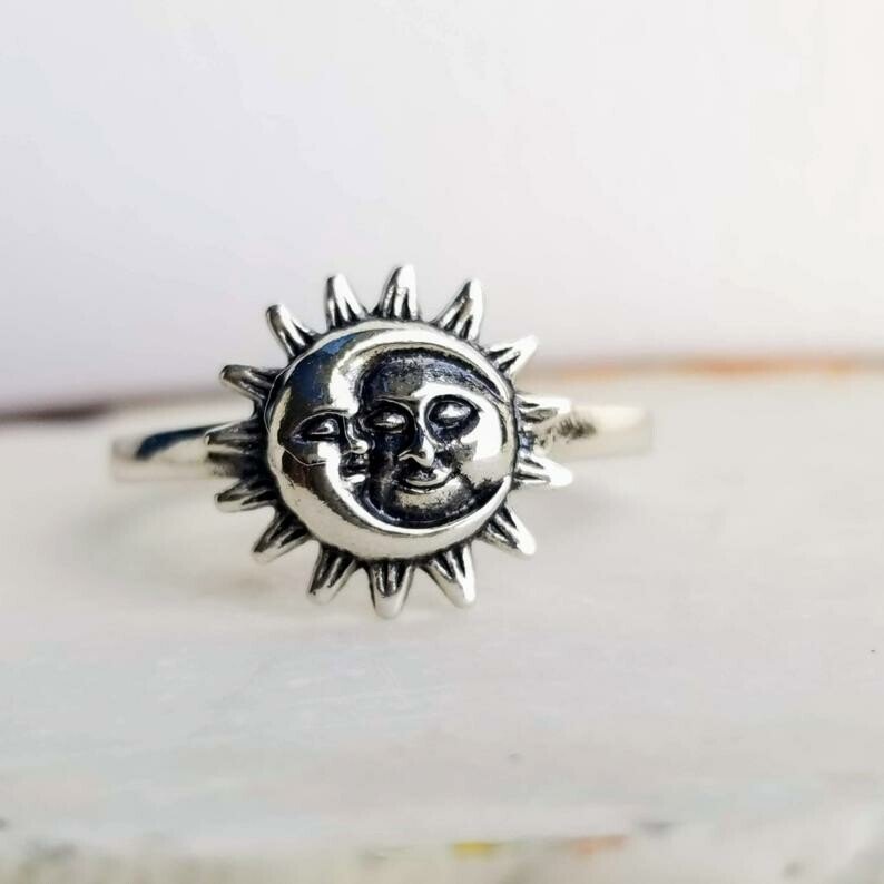 Vintage Ladies Sun Moon 925 Silver Ring