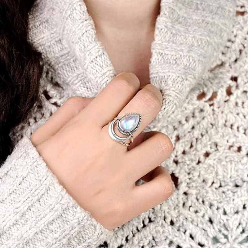 Mysterious Dragon Eye Gemstone Ring