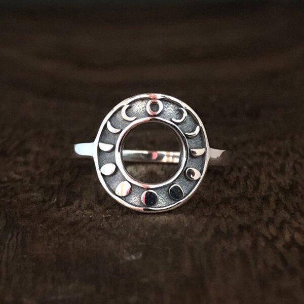 Vintage Silver Moon Phase Ring