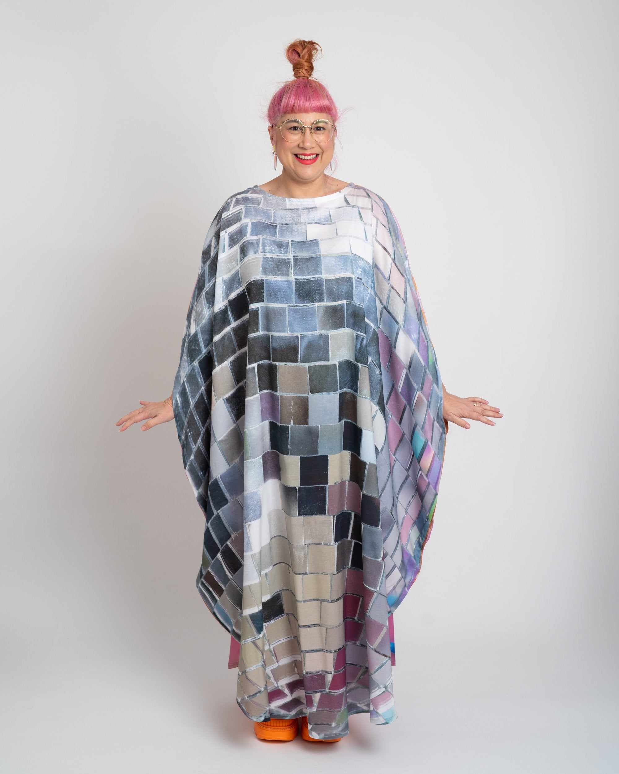 ROUND-ABOUTS: Disco Dress