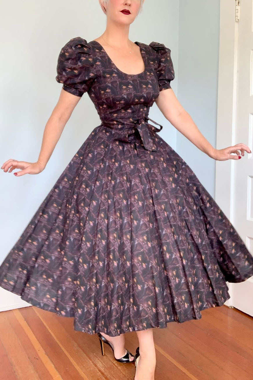Vintage 1950s Spoooky Black Cat Dress