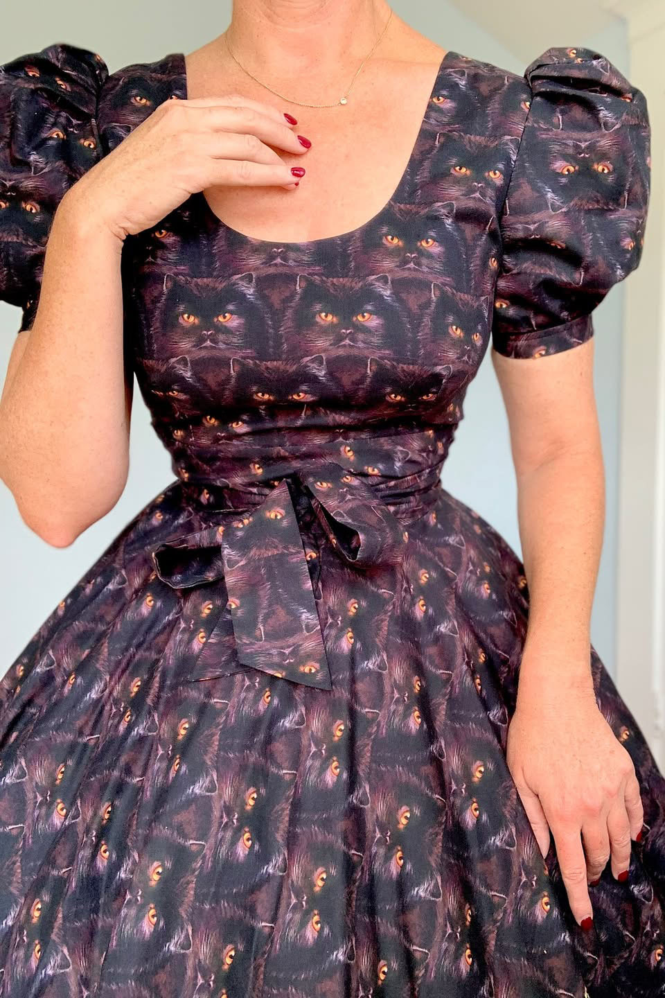 Vintage 1950s Spoooky Black Cat Dress