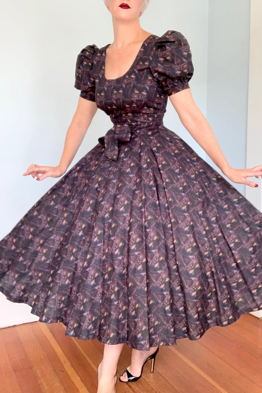 Vintage 1950s Spoooky Black Cat Dress