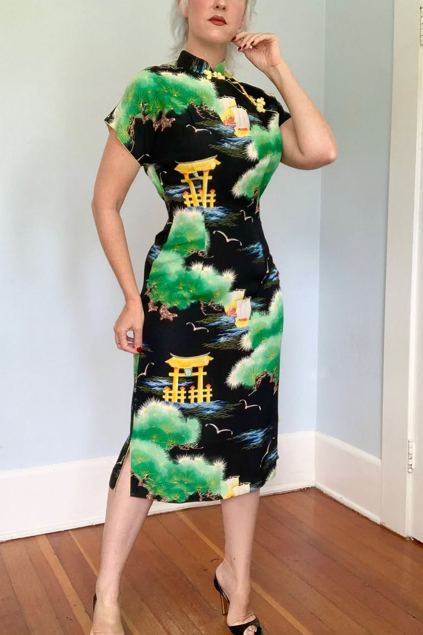 1940s Vintage Cheongsam Style Cocktail Dress