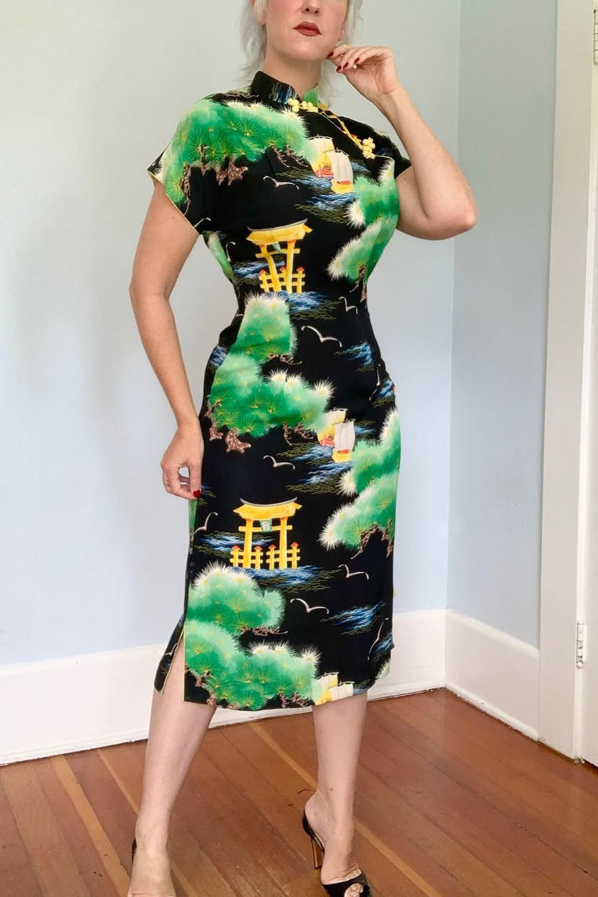 1940s Vintage Cheongsam Style Cocktail Dress